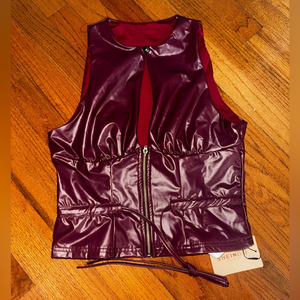 NWT SHEIN Burgundy Faux Leather Drawstring Corset Crop Top - Picture 3 of 7